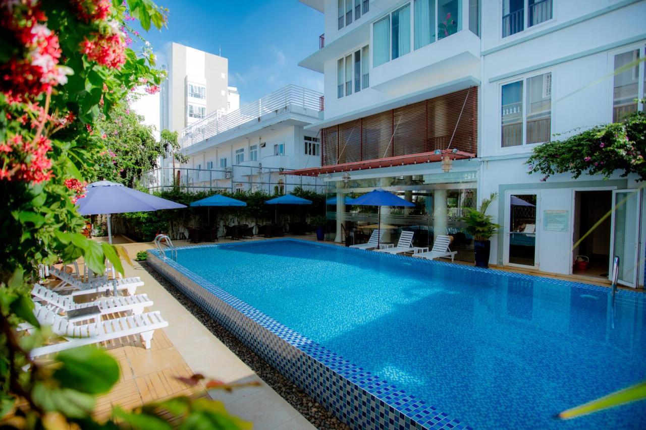 Sea Mountain Hotel Вунгтау Экстерьер фото